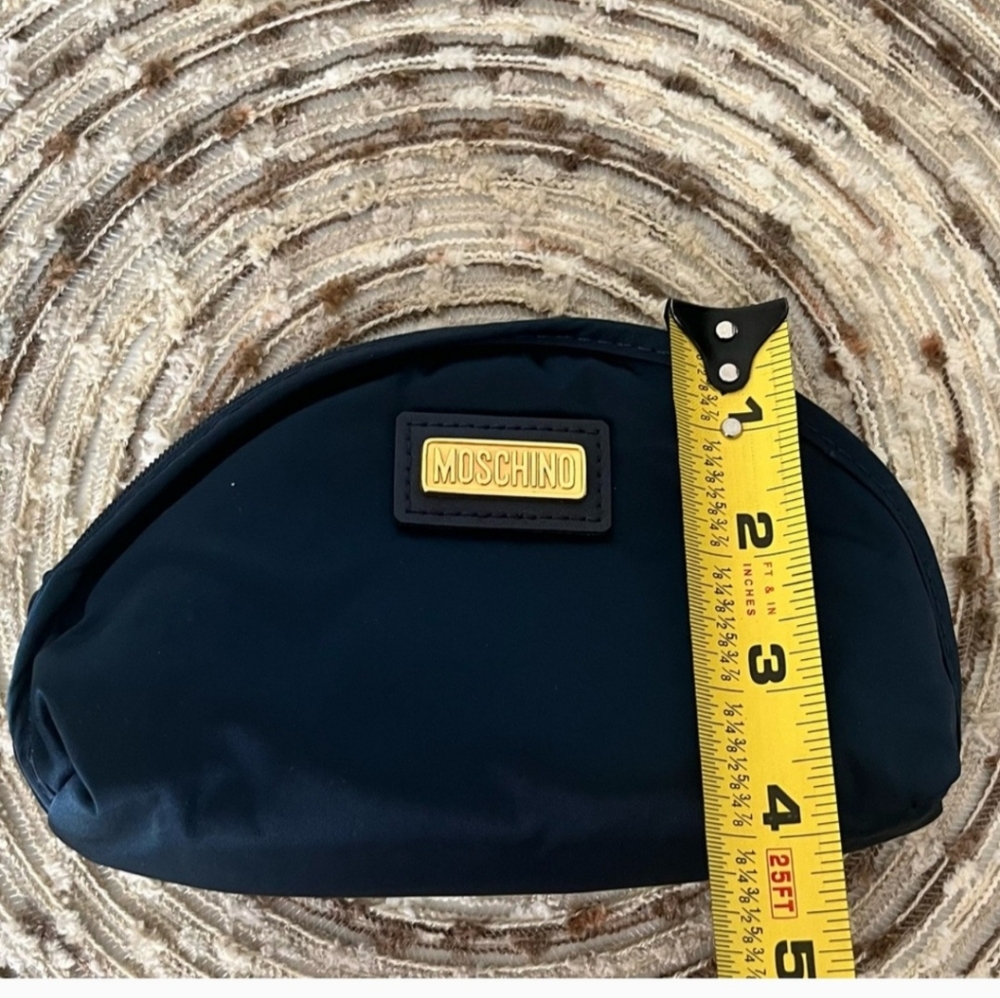Moschino Navy pouch - Picture 6 of 6